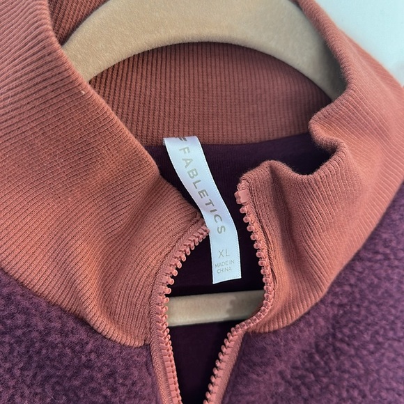 Fabletics Mallory Fleece burgundy driftscape Pullover XL - Picture 4 of 7